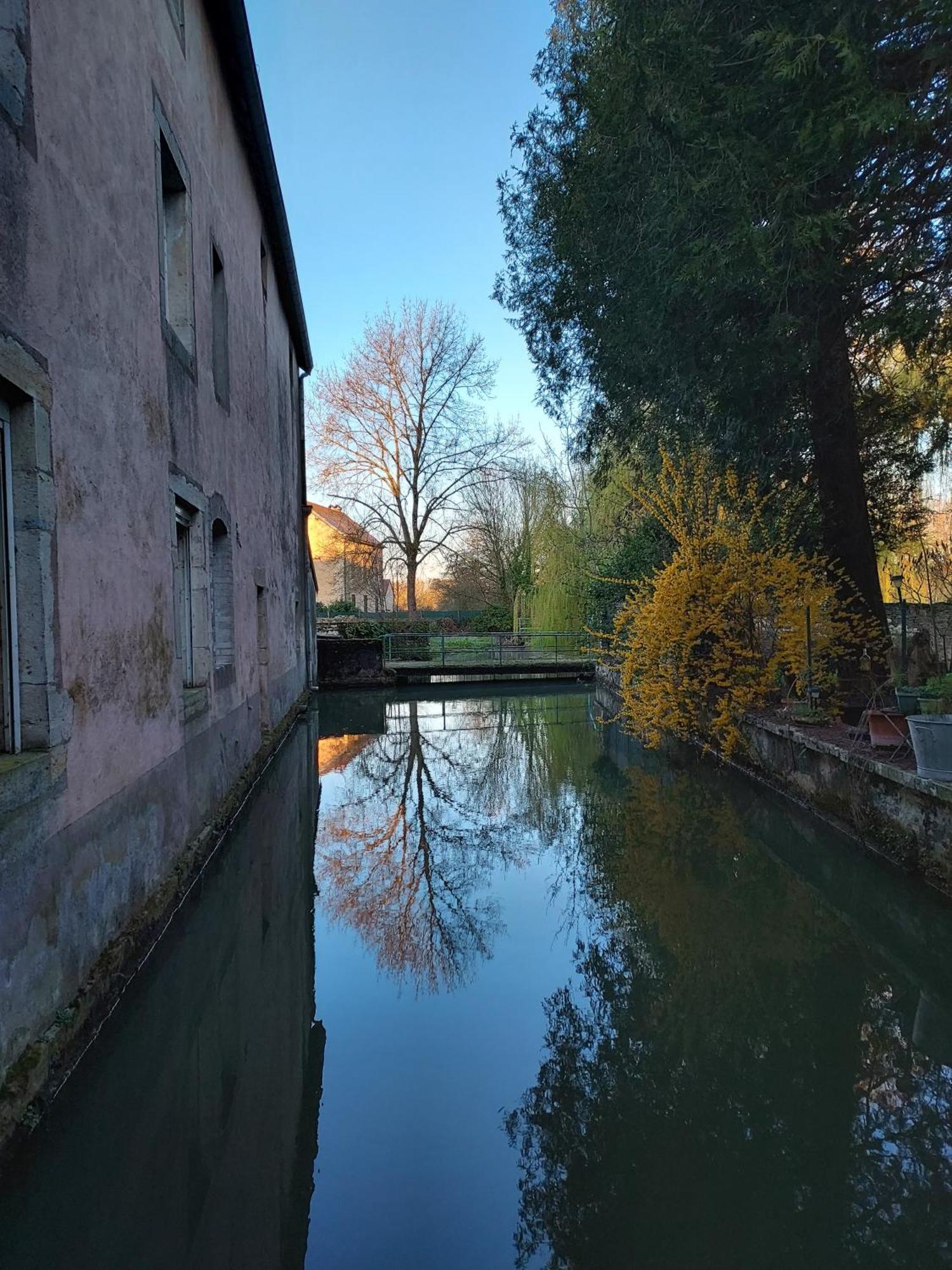 Ferienwohnung Chambre Independante Dans Le Moulin Pouilly-sur-Vingeanne Exterior foto